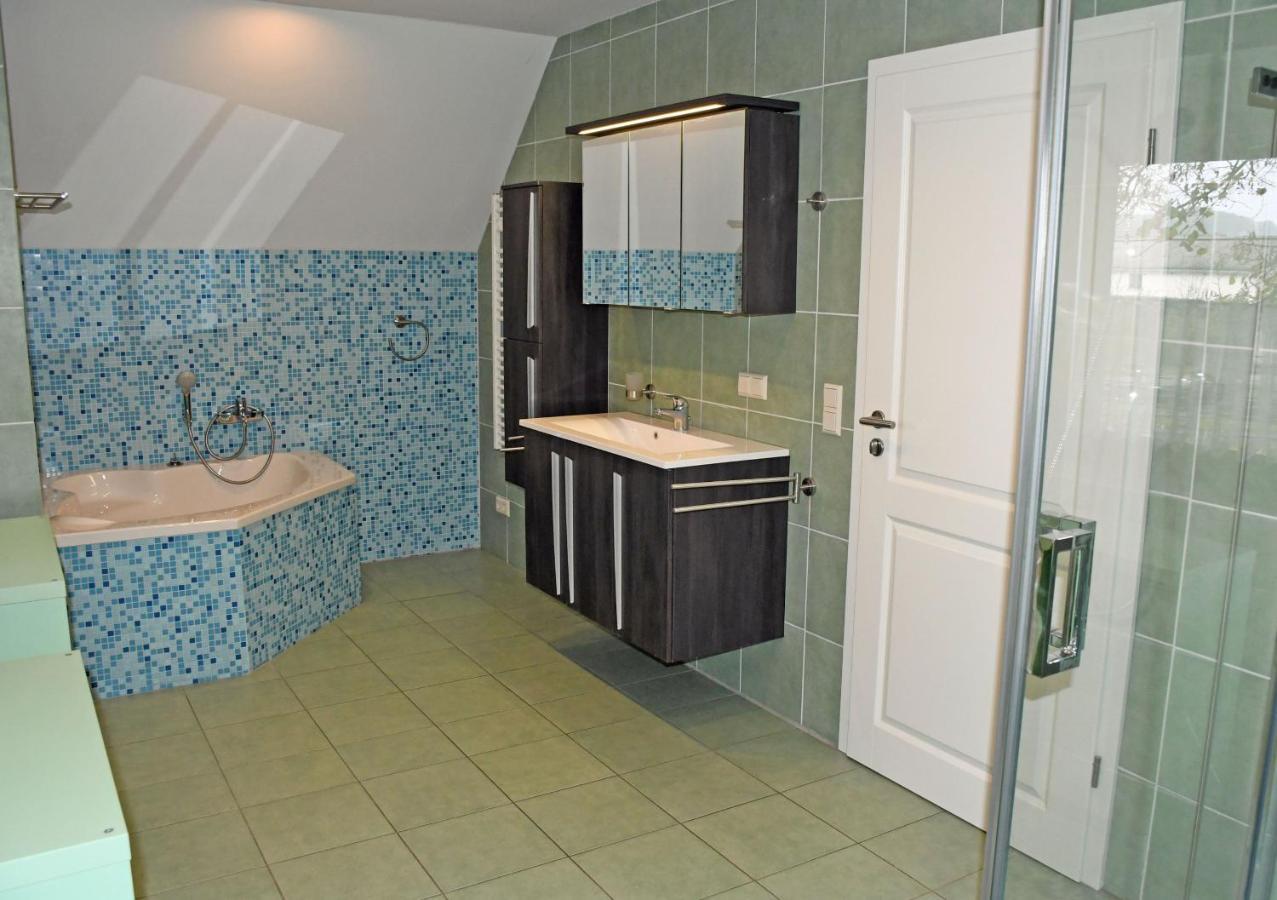 Schoenes Ferienhaus Mit Kamin Und Sauna Im Ostseebad Sellin Dış mekan fotoğraf