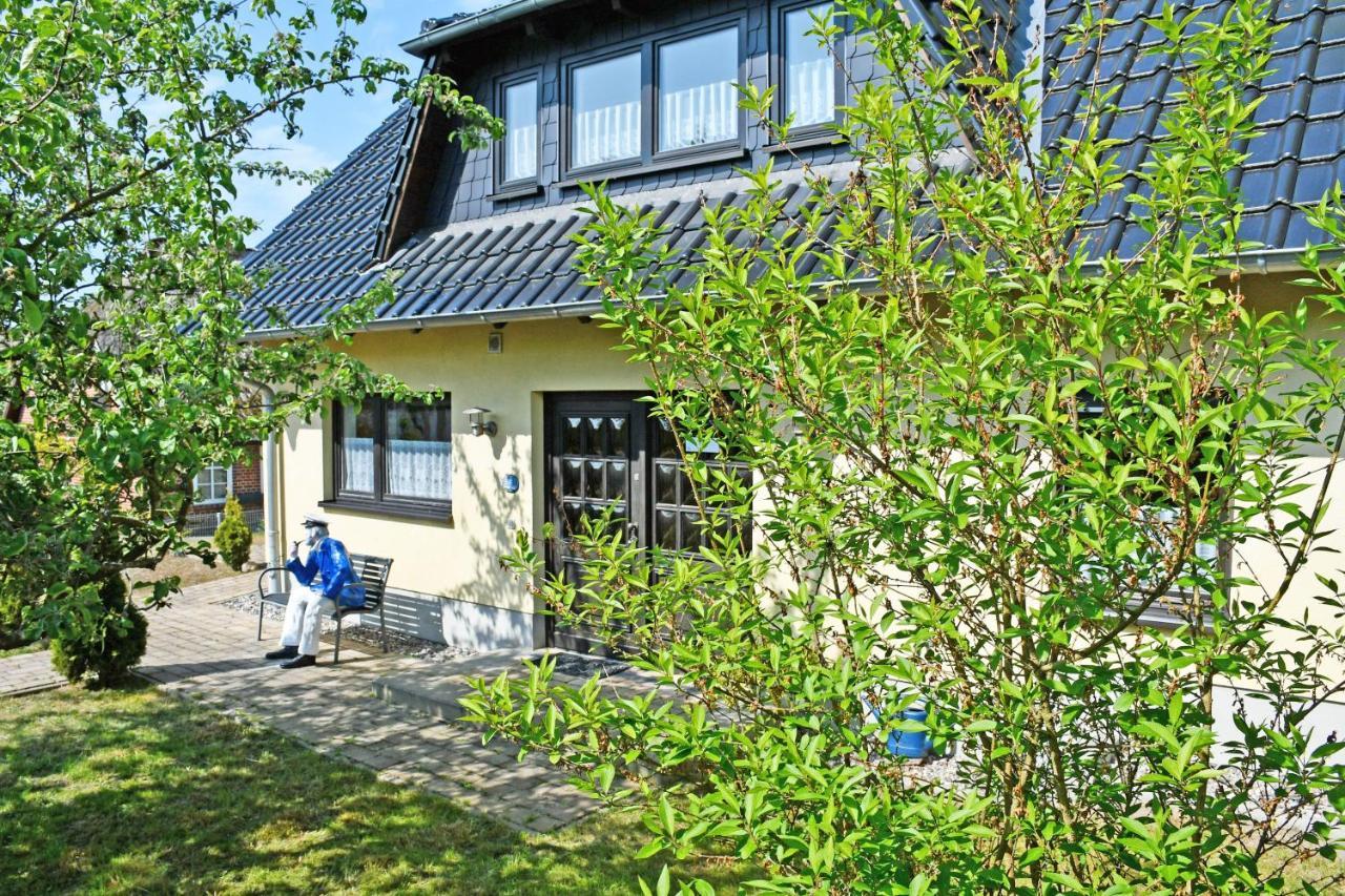 Schoenes Ferienhaus Mit Kamin Und Sauna Im Ostseebad Sellin Dış mekan fotoğraf
